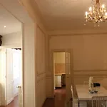 Charme Arenes Lägenhet