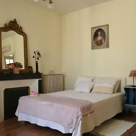 Charme Arenes נים