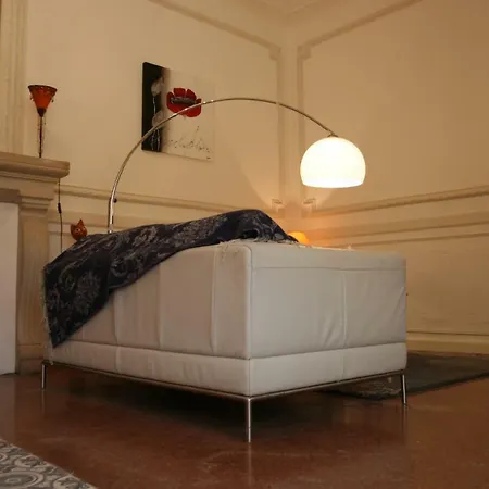 Charme Arenes נים