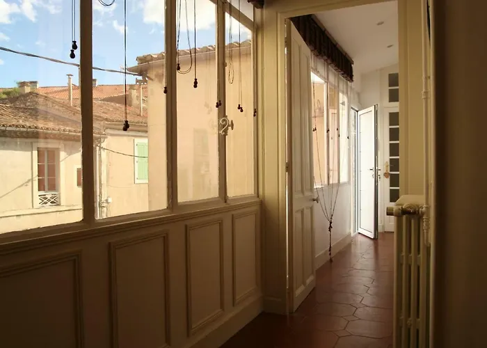 Apartment Charme Arenes *