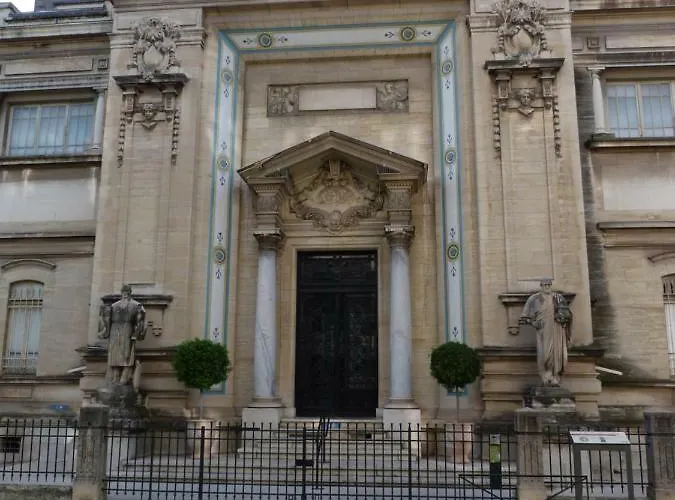 Apartment Charme Arenes *