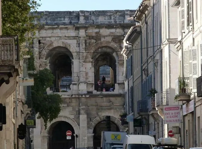 Apartment Charme Arenes